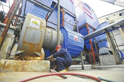 4月4日上午，济南热力正式启动东新热电厂小型多宝(中国)官方拆除作业。